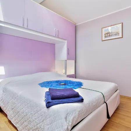 게스트하우스 Aurora Near The Beach, With Seaview In Umag -zambratija 4*