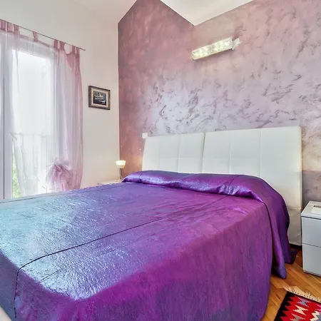 Aurora Near The Beach, With Seaview In Umag -zambratija 4*